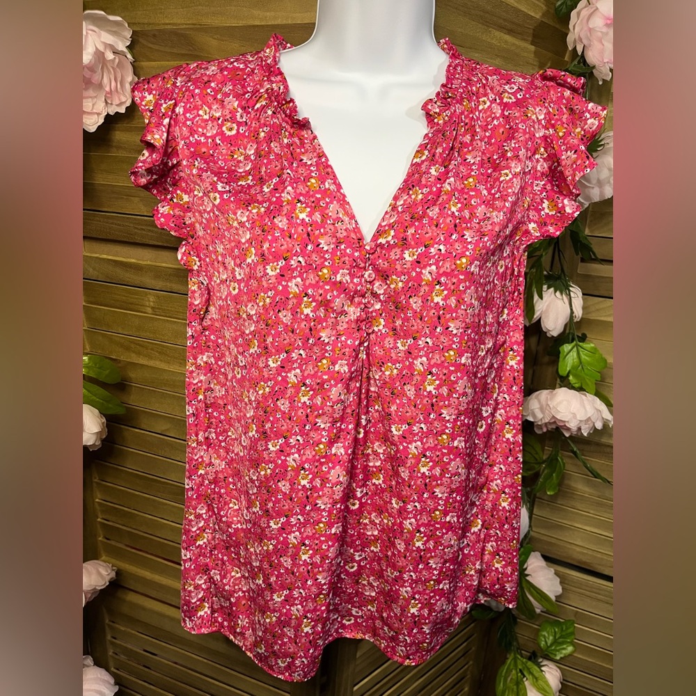 Cupcakes & Cashmere Pink top